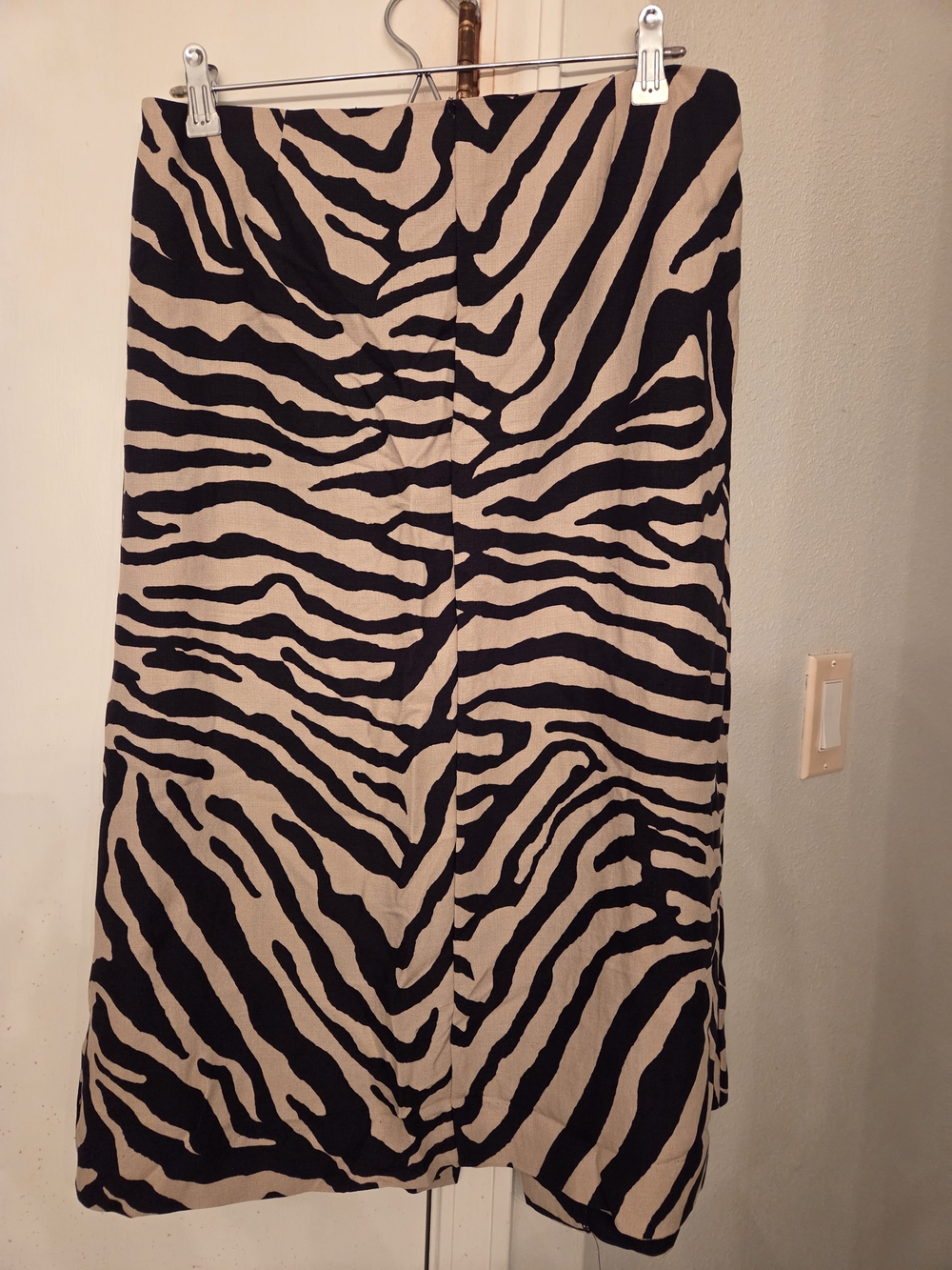 H&M Black and Cream Zebra-Print Midi Skirt